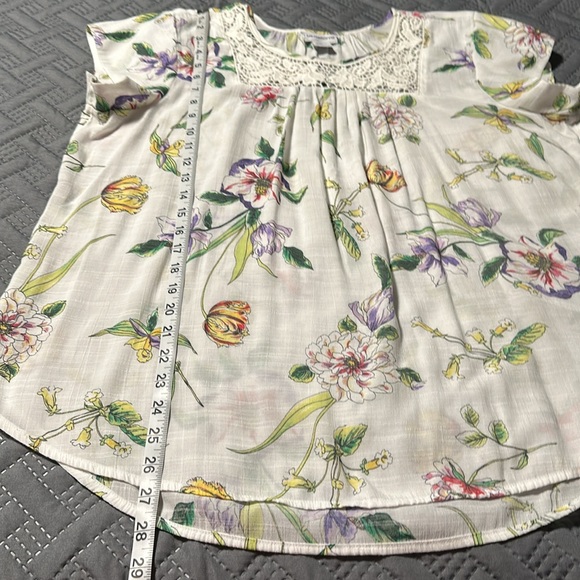 Liz Claiborne Ladies Casual Spring/Summer Shirt, EUC (Wore Once), Size XL - Picture 5 of 9